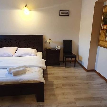 Hotel Leszczynski Konstantynów Łódzki Kültér fotó